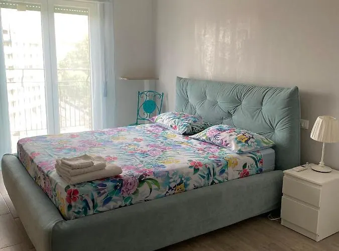 Bed & Breakfast Tres Joli 4*