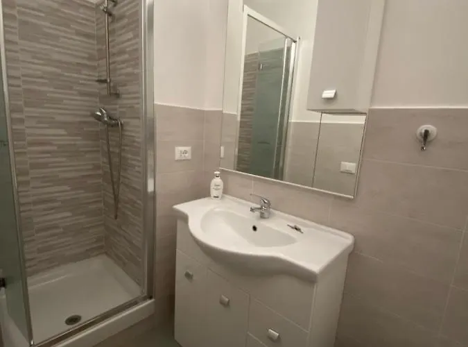 Tres Joli Bed & Breakfast 4*